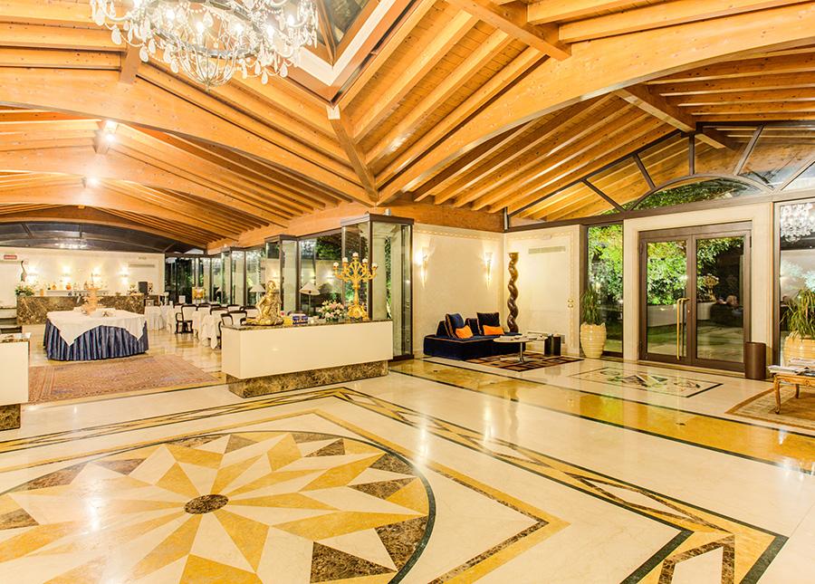 Monastero Resort & Spa Сояно-дель-Лаґо Екстер'єр фото