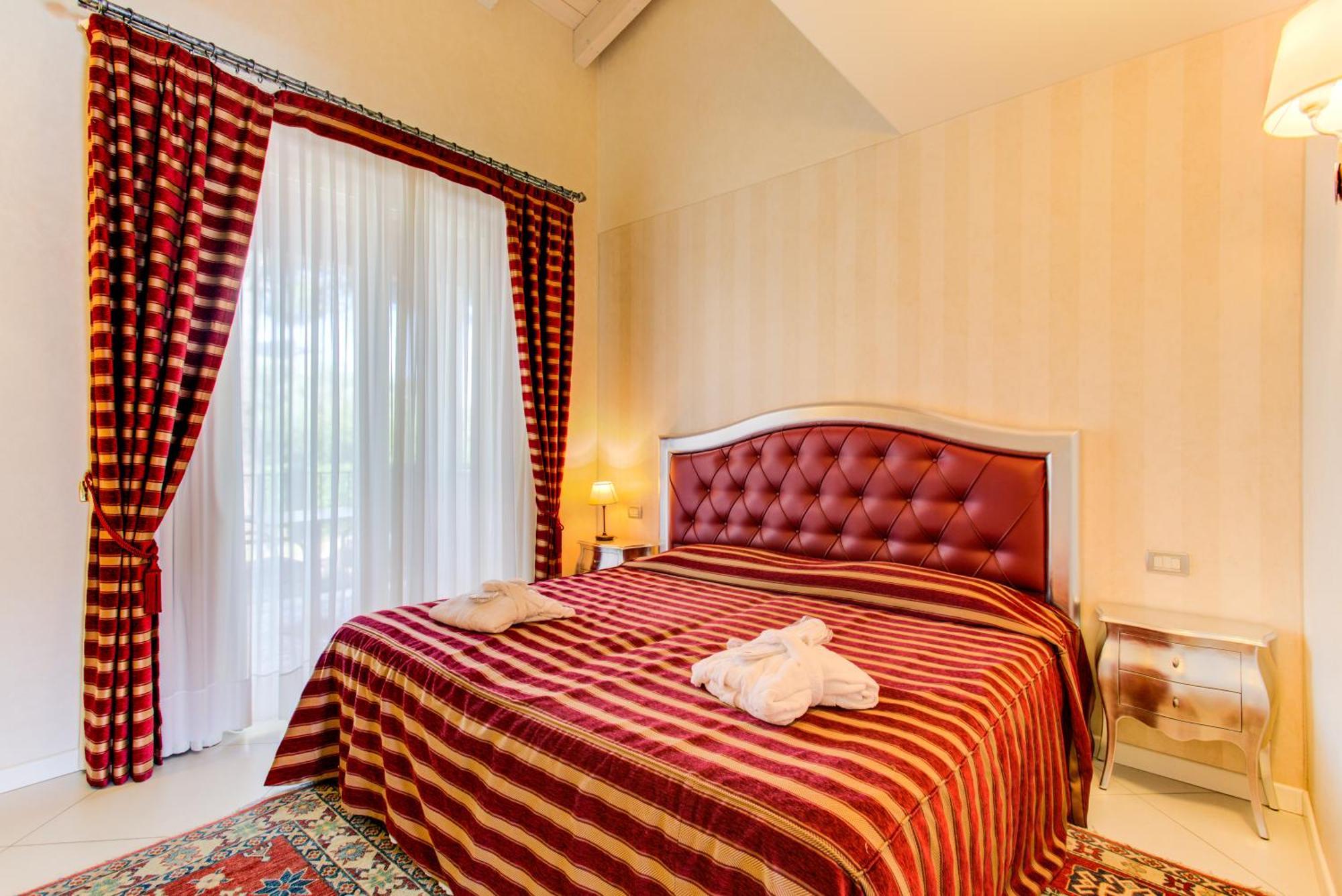 Monastero Resort & Spa Сояно-дель-Лаґо Екстер'єр фото