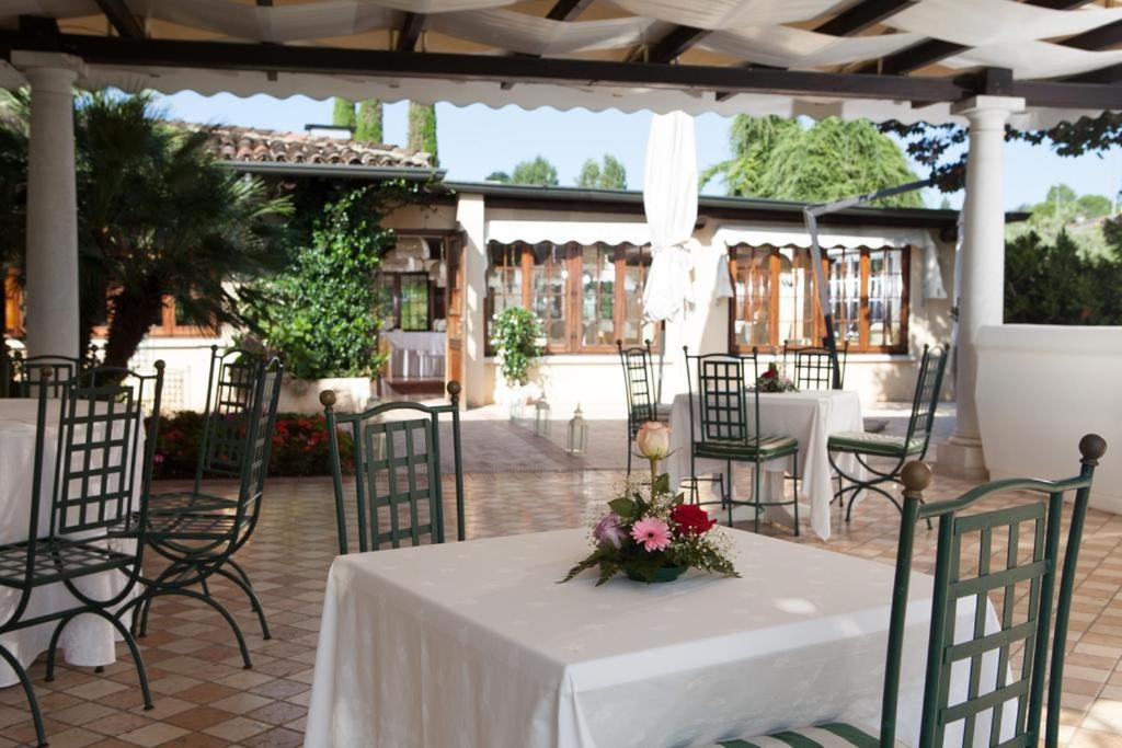 Monastero Resort & Spa Сояно-дель-Лаґо Екстер'єр фото