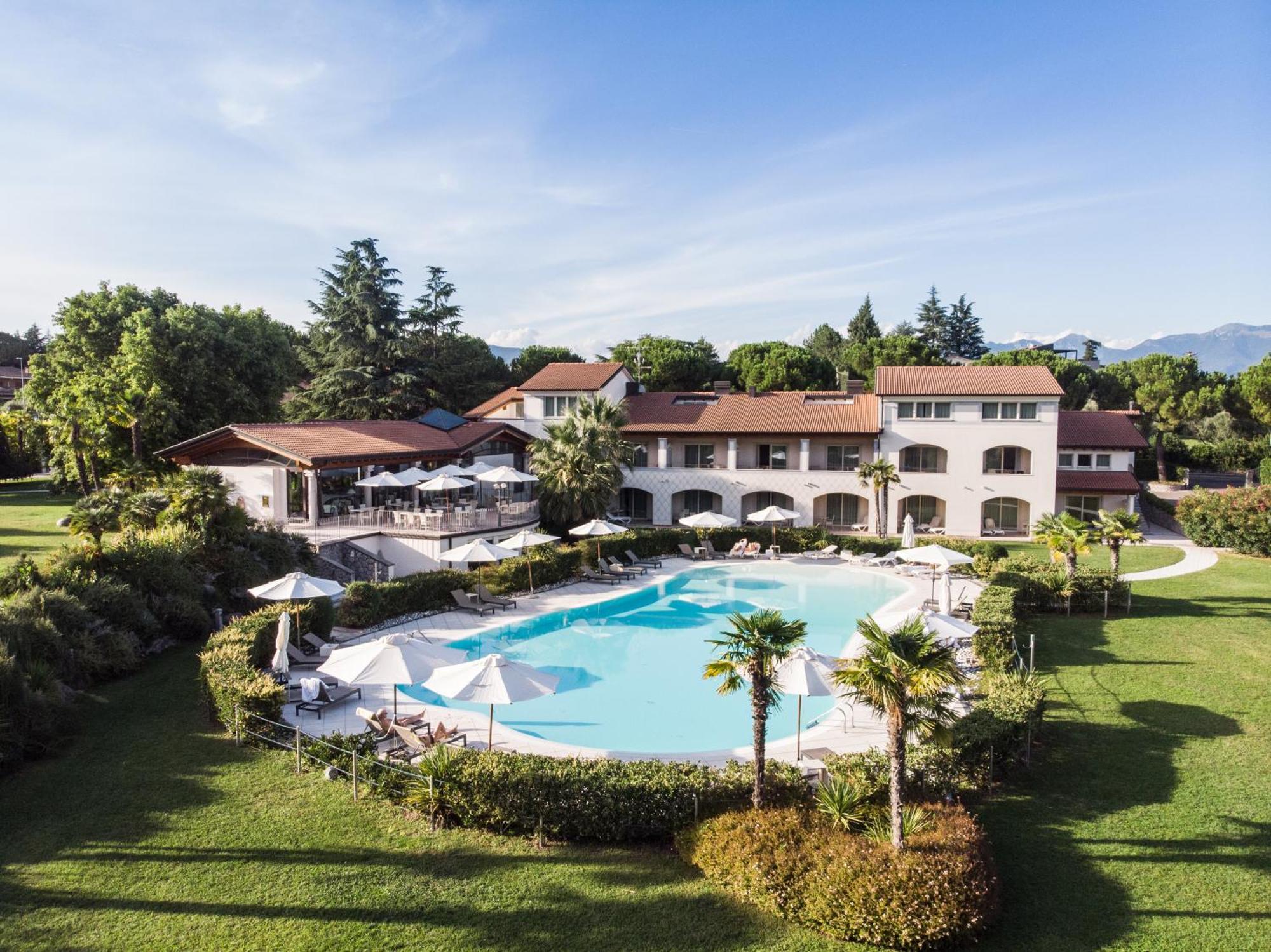 Monastero Resort & Spa Сояно-дель-Лаґо Екстер'єр фото
